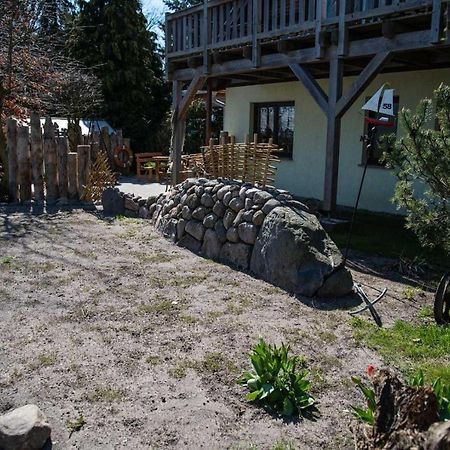 Ferienwohnung-Auf-Ruegen-Fuer-3-Erwachsene-Und-1-Kind-In-Schaprode-Zi6 エクステリア 写真