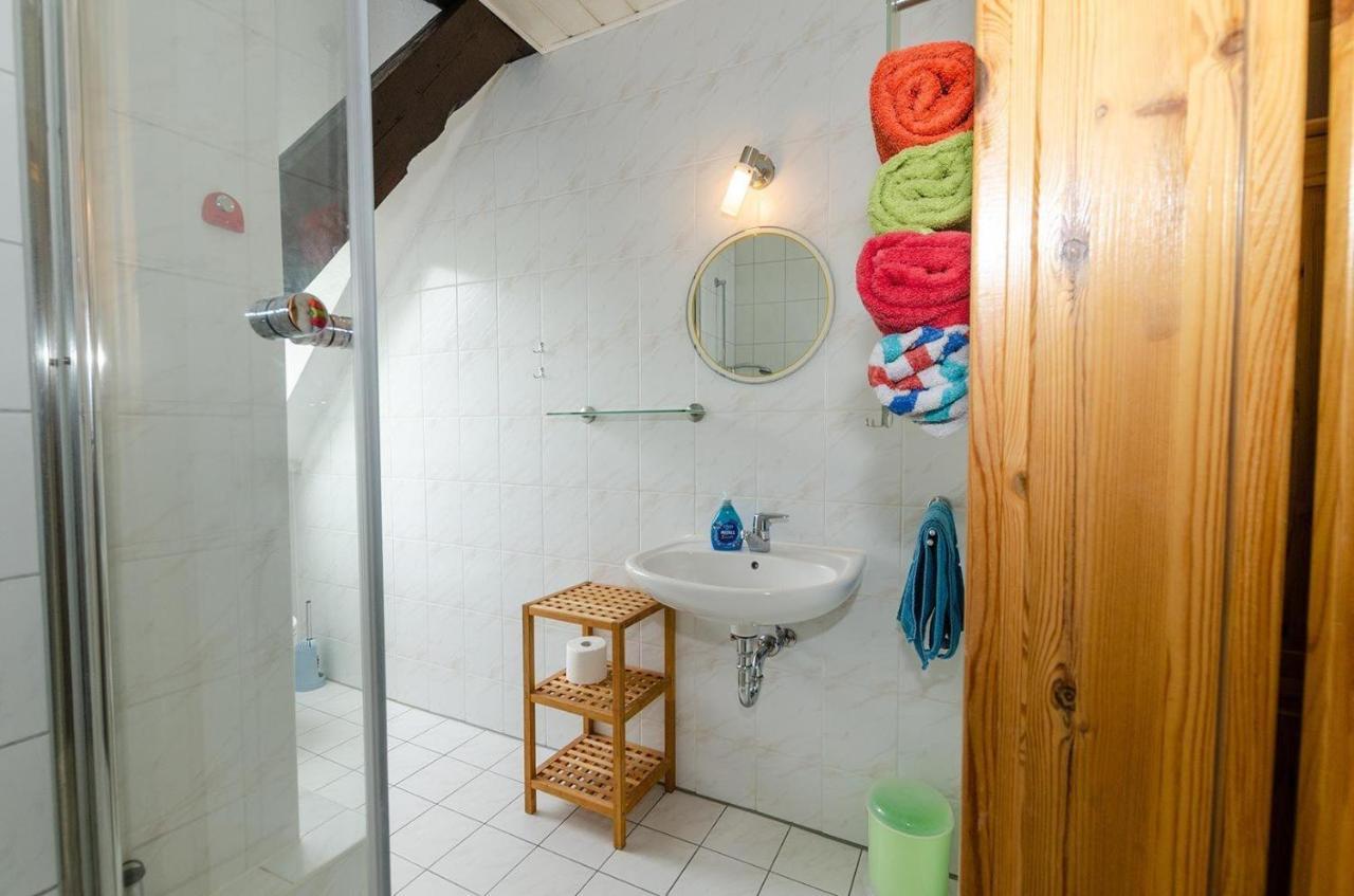 Ferienwohnung-Auf-Ruegen-Fuer-3-Erwachsene-Und-1-Kind-In-Schaprode-Zi6 エクステリア 写真