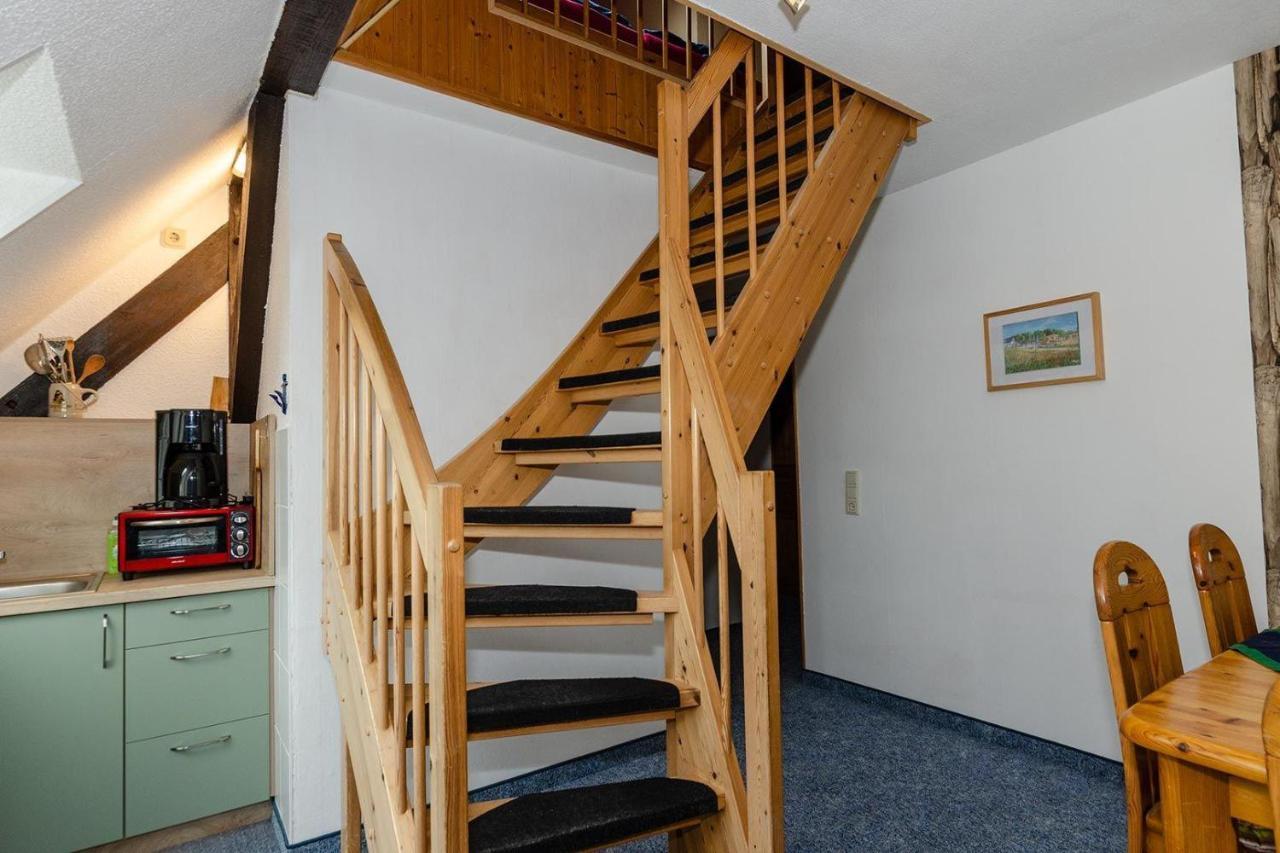 Ferienwohnung-Auf-Ruegen-Fuer-3-Erwachsene-Und-1-Kind-In-Schaprode-Zi6 エクステリア 写真